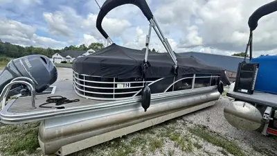 2014 Bennington 2250 GSR