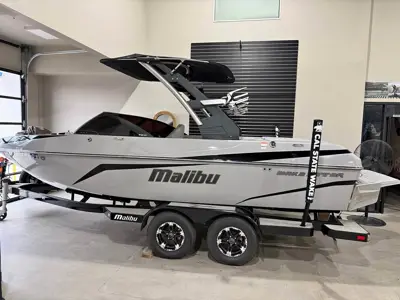 2018 Malibu 21 VLX