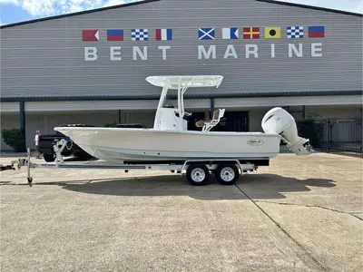 2027 Sea Hunt BX 22 BR