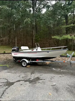 1998 Boston whaler Dauntless