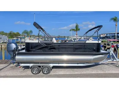 2027 Bennington 22 S1 STERN RADIUS