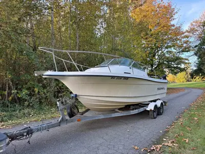 2004 Bayliner 2052 Trophy Pro