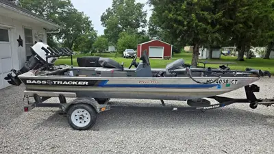 1992 Tracker PRO 16