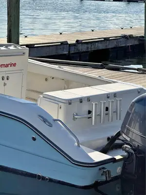 2005 Triton 2690 CC