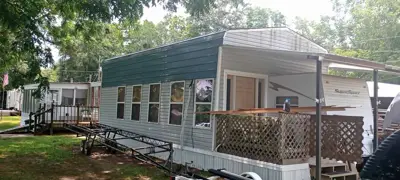 Camper spot and house boat for sale at Blounts landing in Eutawville on Santee lake.