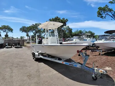 2023 Sea Born FX22