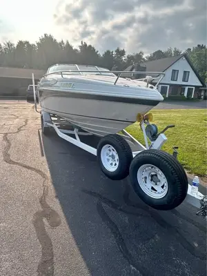 1997 Rinker captivia 232