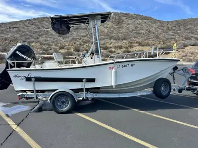 94 CENTER CONSOLE BOAT WITH 4 STROKE