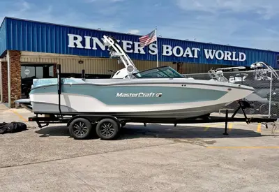 2026 Mastercraft XT24