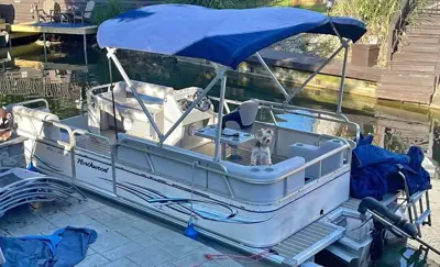 Northwood Pontoon Boat