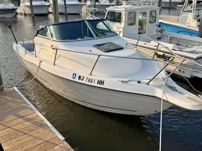 1996 Seaswirl 2100
