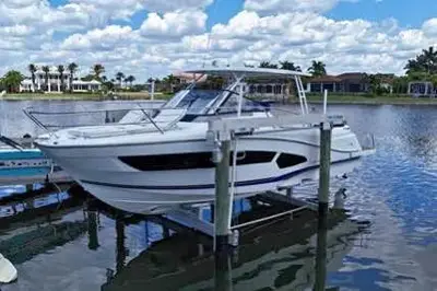 2019 Jeanneau 10.5