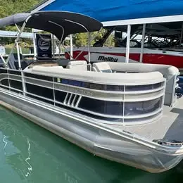2022 Bennington 25 LSB w/ 250 Mercury
