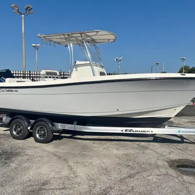 2024 Cobia 237 CC
