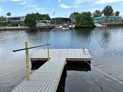 Wet dock space/slip