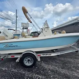 2020 Pioneer 180 Islander