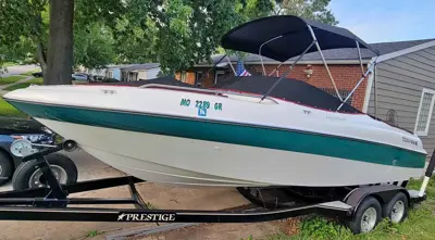 1997 Four Winns Horizon 220