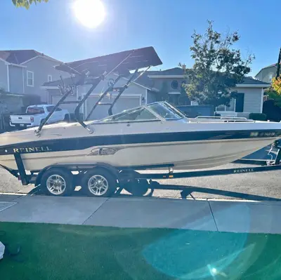 2000 Reinell 203LS