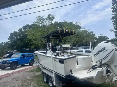 SeaCraft Center Console Boat with Evinrude E-TEC 300