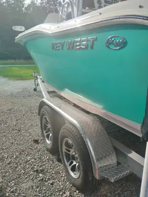 2023 219 fs key West for sale boat is super clean and kept on lake