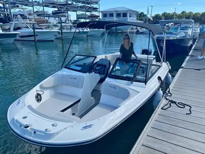 2022 Sea Ray SPX 210 OB - One Owner & Dry Stored