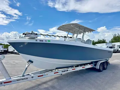 2025 Bluewater 2850 CC