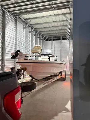 2002 Triton 220 lts