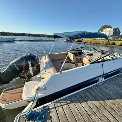 2017 Sea Ray SDX 240