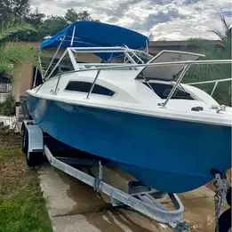 SeaCraft Cuddy Cabin Boat