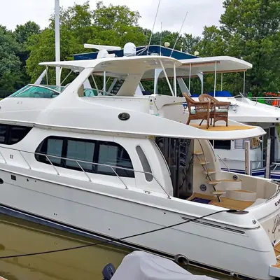 2006 CARVER 56 VOYAGER