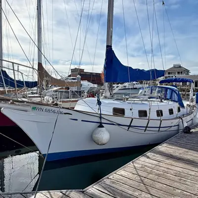 1980 Island Trader 37