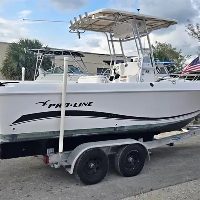 2004 Pro Line 23 Center Console