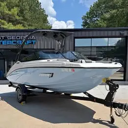 2025 Yamaha AR 190 Jet Drive Wakeboard Boat! 1.9L High Output with only 32 hours! Like New!