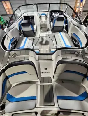 2020 Yamaha 242XE