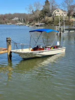 1976 Boston whaler SS