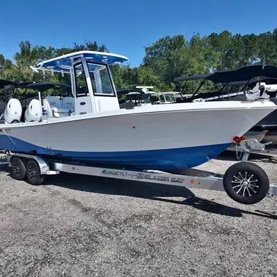 2027 Blazer Bay 2800 Makaria - Loaded