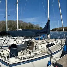 30ft 1984 O’Day sailboat