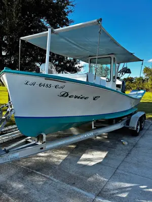 21 ft fiberglass skiff with a 150 yamaha 4 stroke