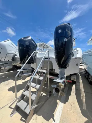 2026 Invincible 33 Catamaran