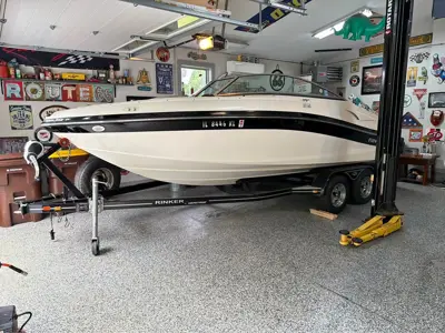 2012 Rinker 216 captiva