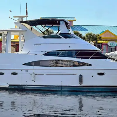 2000 Carver 396