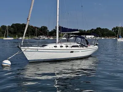 1996 Catalina 34 Mk II Sailboat – Excellent Condition – Stratford CT