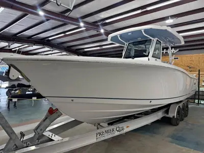 2023 CREVALLE 33 CSF