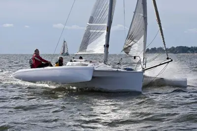 2009 Corsair dash 750