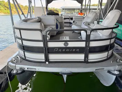 2011 Premier 235 Elite