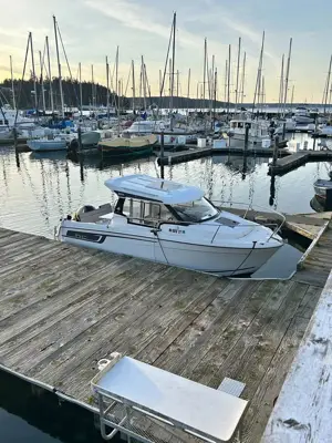 2021 Jeanneau NC 695
