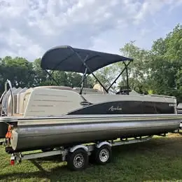 2018 Avalon catalina 2585