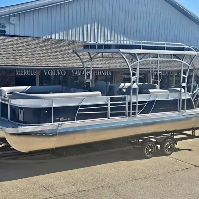 2027 Landau Island Breeze 23ft fun deck