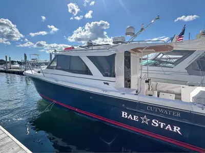 2018 CUTWATER 302 SPORT COUPE