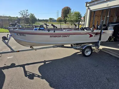 Boat 2012 smokercraft 20hp fuel inj minni minkota 55inch 55 lb trust spot lock